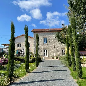 Le Domaine De La Plume Guest house